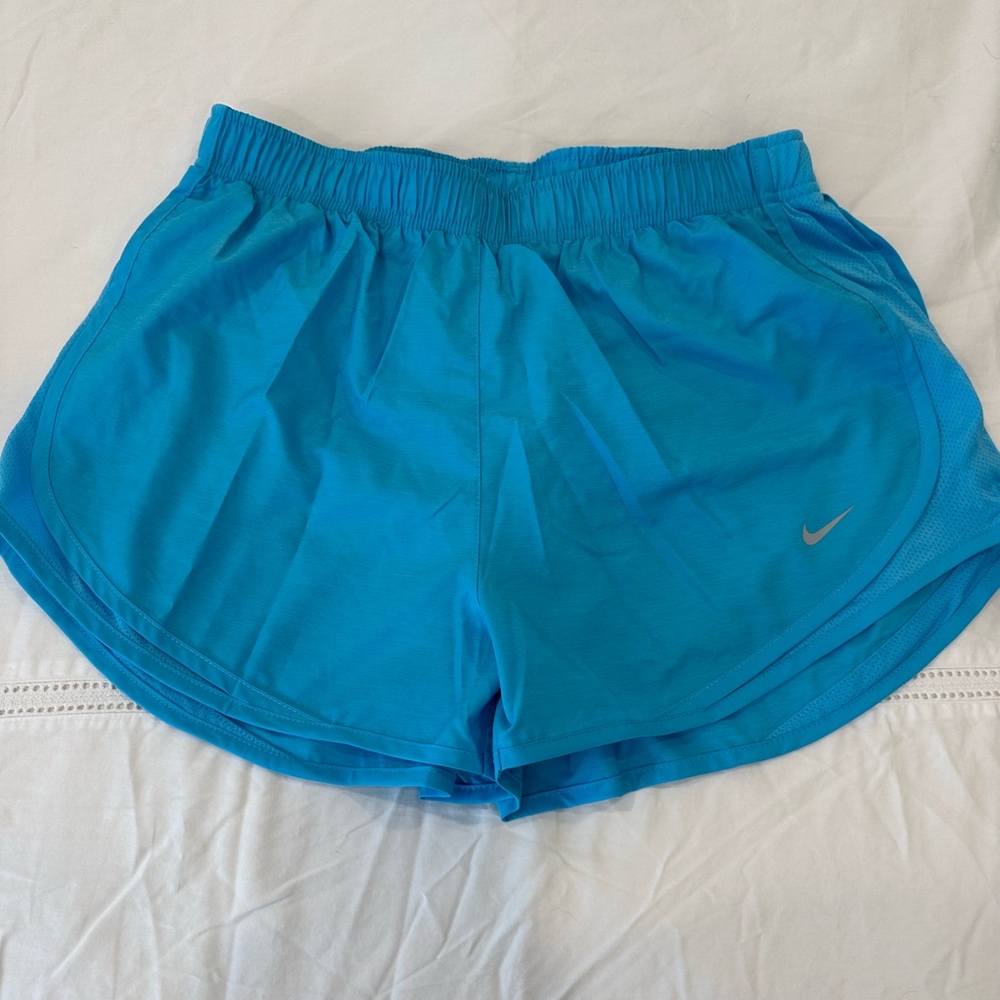 NIKE Women’s Dri-FIT Tempo Brief-Lined Running Shorts